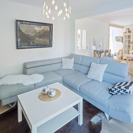 Casa de Férias Komfort Ferienhaus Polly Dornum